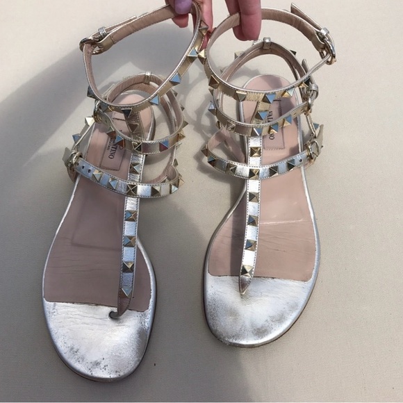Valentino Rockstud Gold Gladiators. - Picture 3 of 6